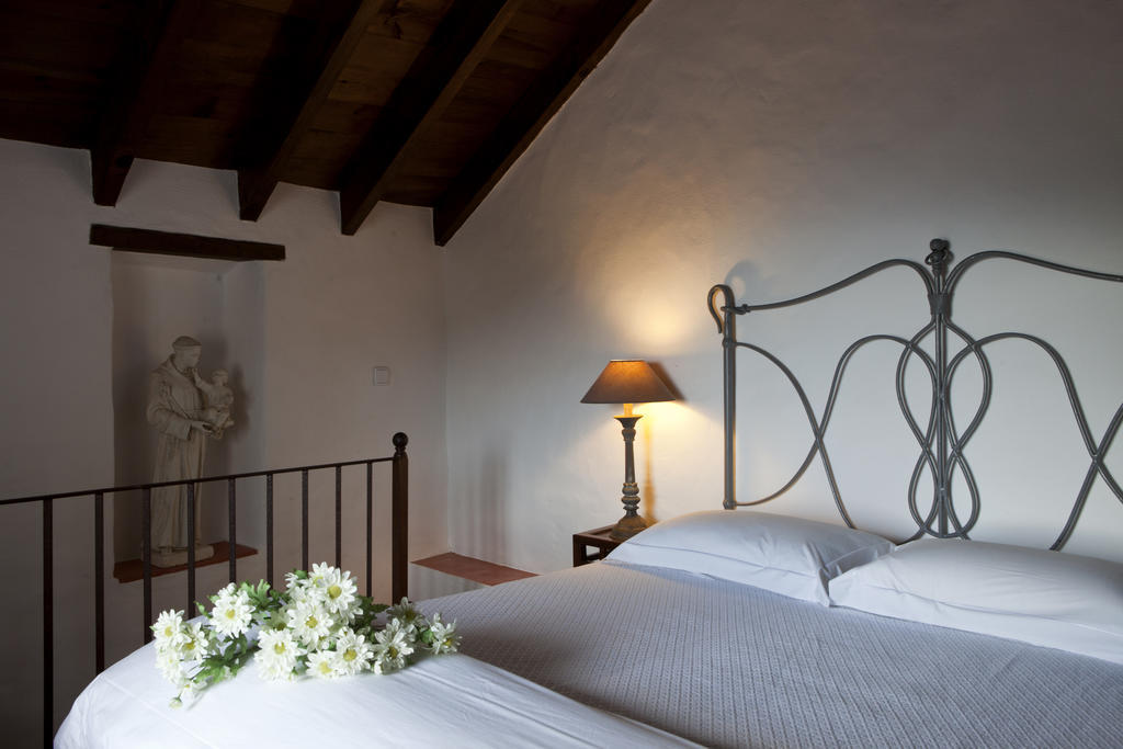Hôtel Convento Sao Saturnino à Colares Chambre photo